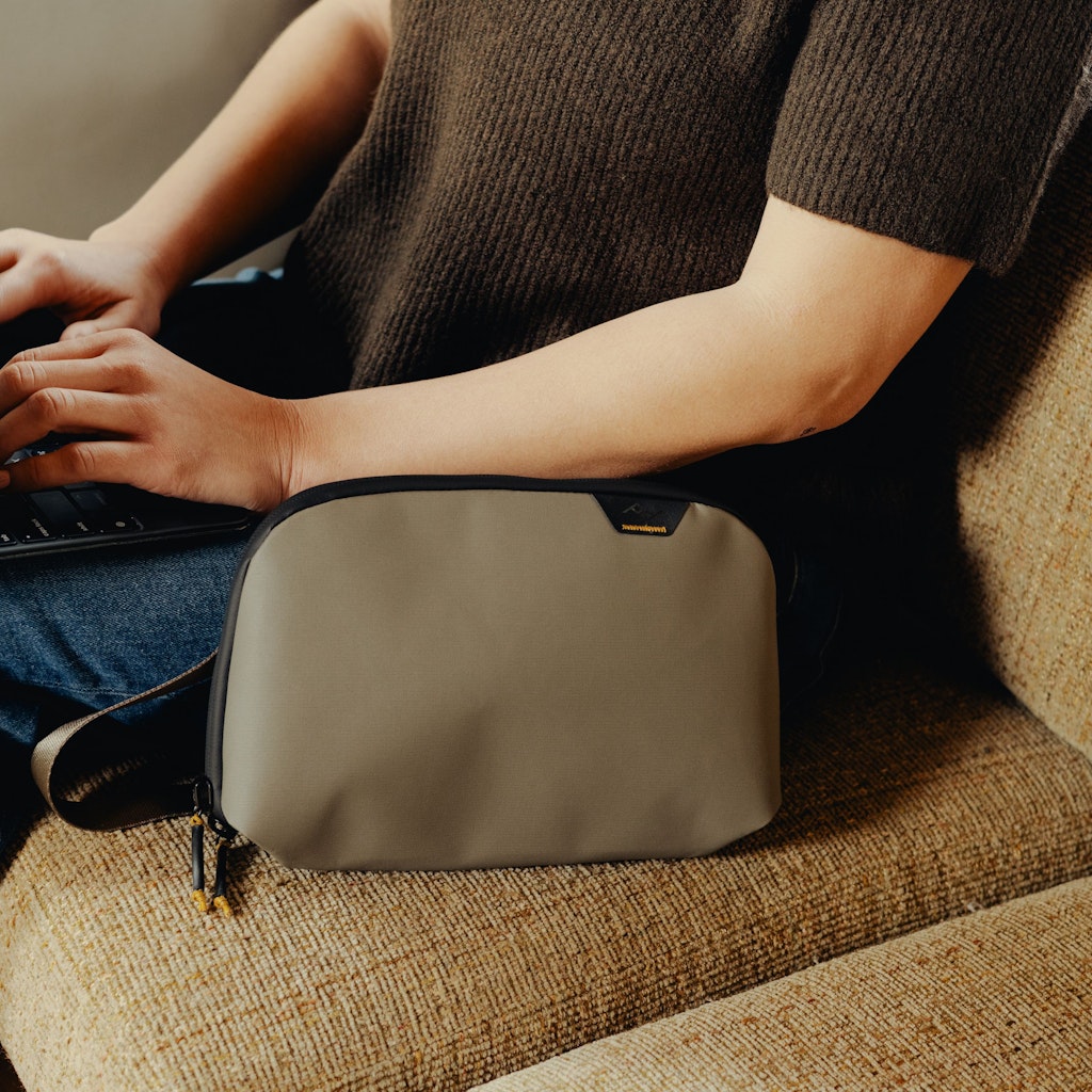 Peak Design Travel Crossbody | 3L | Stone