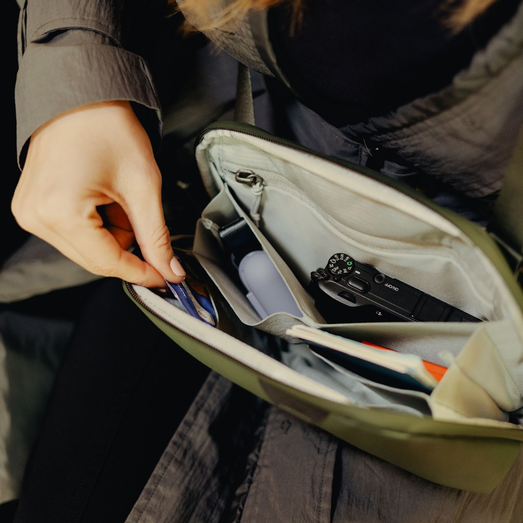Peak Design Travel Crossbody | 3L | Sage