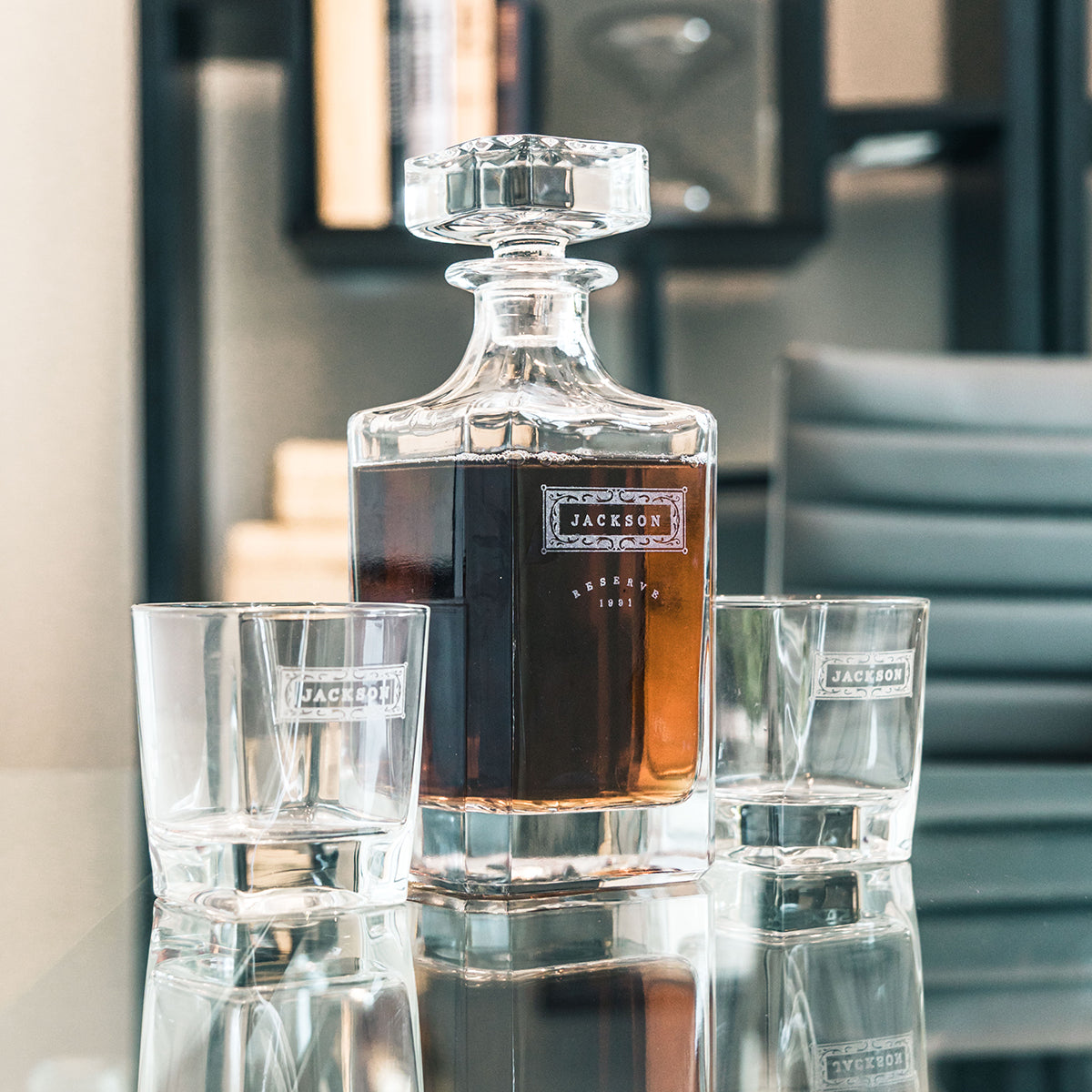 Classic Whiskey Decanter Set 2