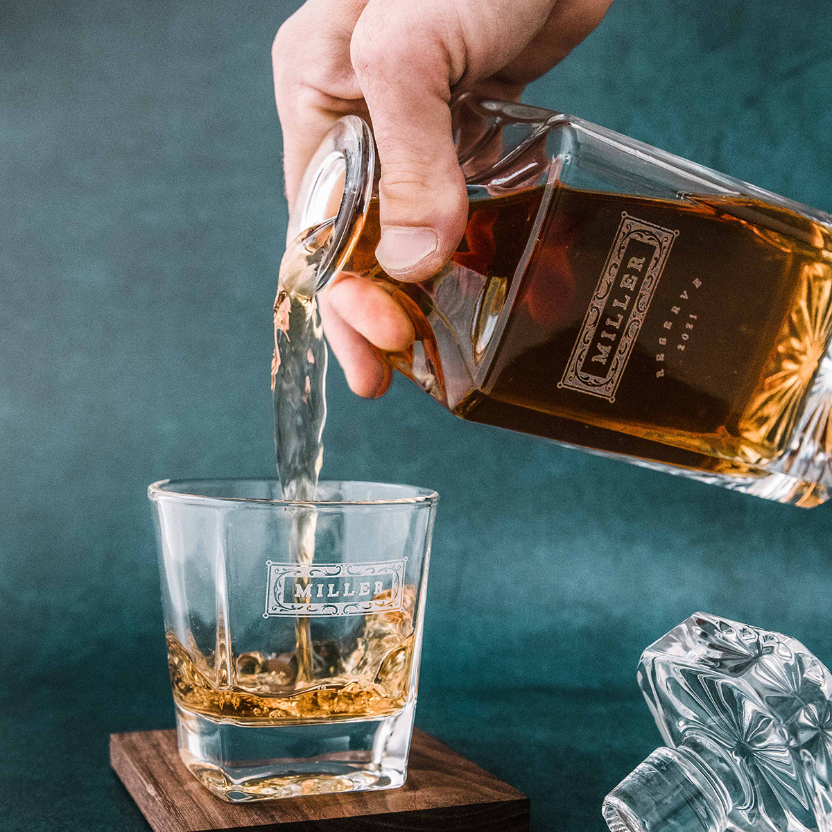 Classic Whiskey Decanter Set 4