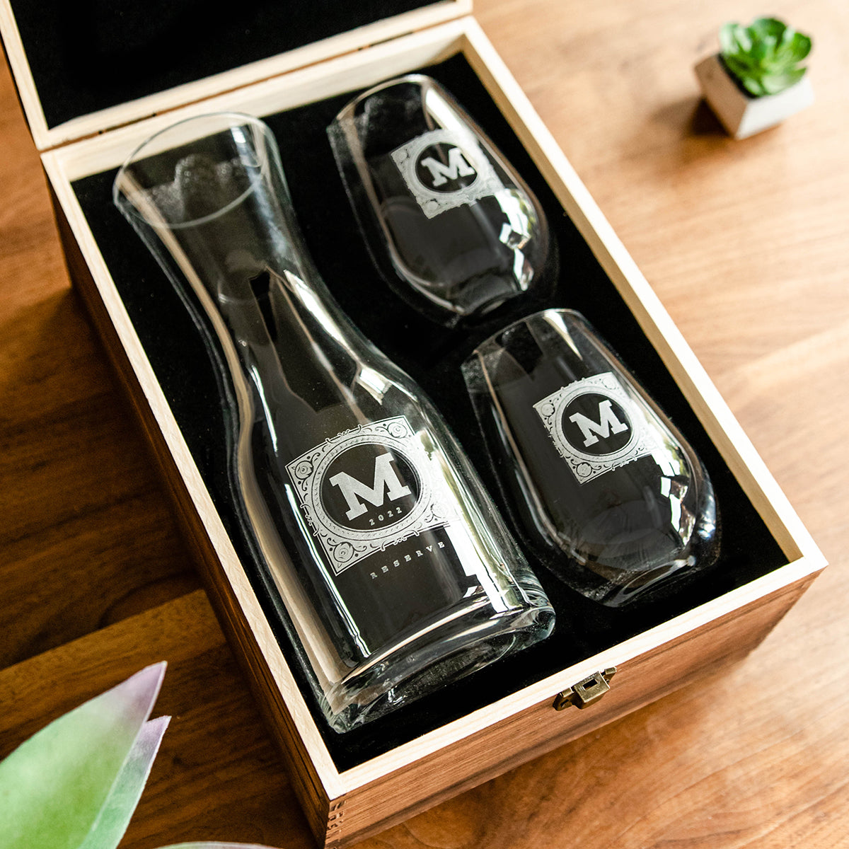 Wine Decanter - The Heirloom 2